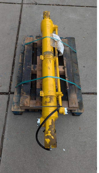 Komatsu PC210LC-10 / -11 - BUCKET CYLINDER - 707-E1-01300 - Bager guseničar: slika 3 Komatsu PC210LC-10 / -11 - BUCKET CYLINDER - 707-E1-01300 - Bager guseničar: slika 3