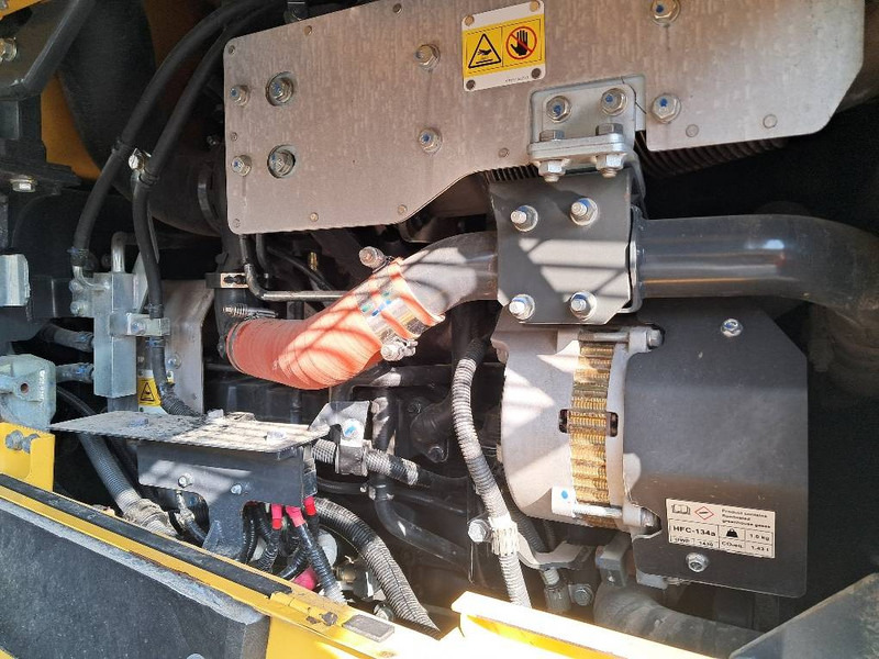 Komatsu WA380-8E0 - Utovarivač točkaš: slika 4 Komatsu WA380-8E0 - Utovarivač točkaš: slika 4