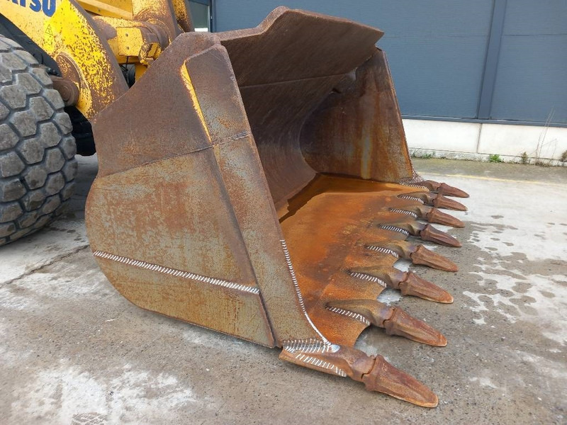 Komatsu WA500-7 - Utovarivač točkaš: slika 3 Komatsu WA500-7 - Utovarivač točkaš: slika 3