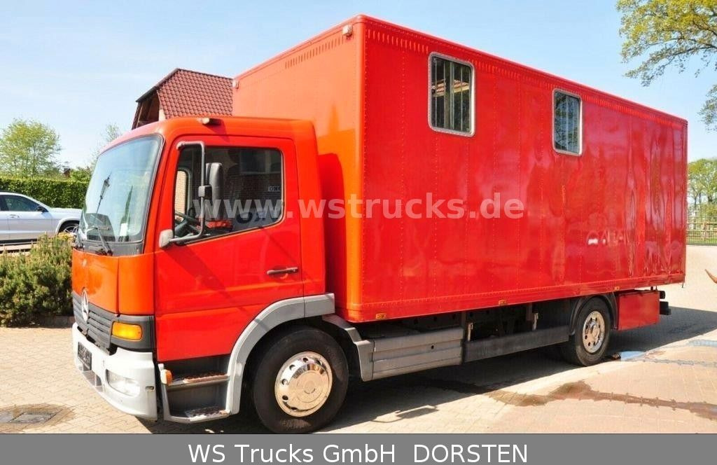 Mercedes-Benz 1224 EURO. 3 - Kamion za prevoz konja: slika 2 Mercedes-Benz 1224 EURO. 3 - Kamion za prevoz konja: slika 2