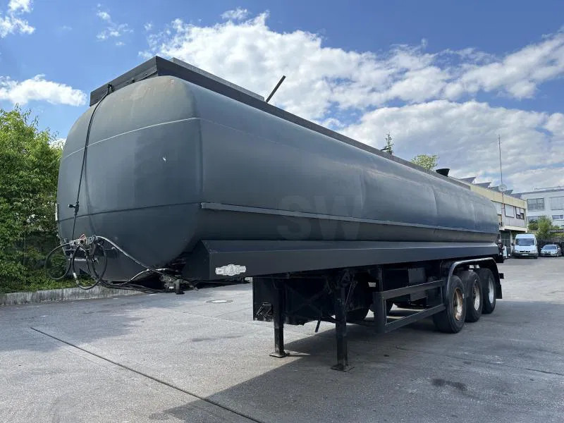 LAG GSA-22 Gülleauflieger 37 m³ 6 Kammer TÜV NEU! GSA-22 Gülleauflieger 37 m³ 6 Kammer TÜV NEU! - Poluprikolica: slika 1 LAG GSA-22 Gülleauflieger 37 m³ 6 Kammer TÜV NEU! GSA-22 Gülleauflieger 37 m³ 6 Kammer TÜV NEU! - Poluprikolica: slika 1