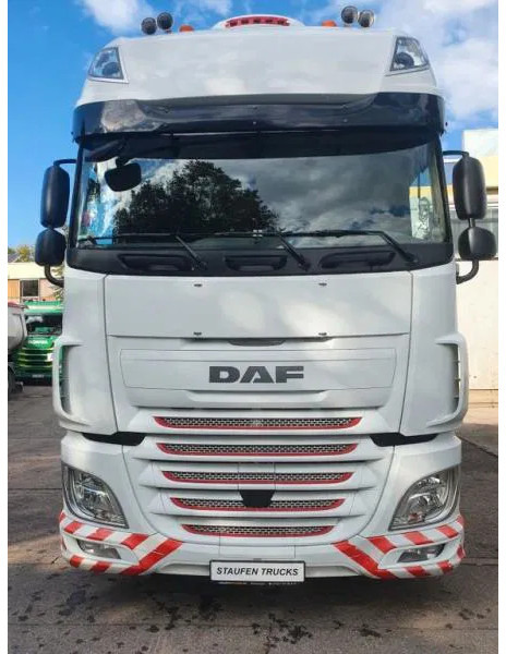 DAF XF 106.510 FT 6x2/4 SSC 3-Achser MEGA E6 - Tegljač: slika 4 DAF XF 106.510 FT 6x2/4 SSC 3-Achser MEGA E6 - Tegljač: slika 4