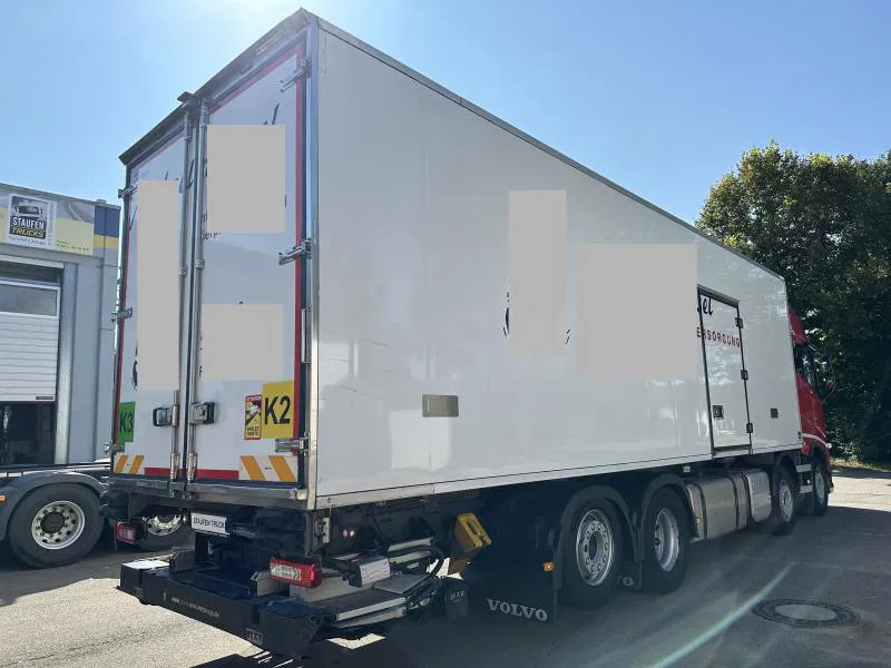 Volvo FH 16 550XL*8x2*Tief Kühlkoffer*ThermoKing*LBW - Hladnjača: slika 5 Volvo FH 16 550XL*8x2*Tief Kühlkoffer*ThermoKing*LBW - Hladnjača: slika 5