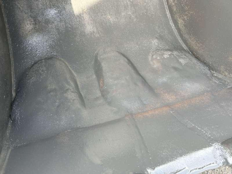 MECALAC 12 - 870mm - fond à revoir - Kašika za bager: slika 4 MECALAC 12 - 870mm - fond à revoir - Kašika za bager: slika 4