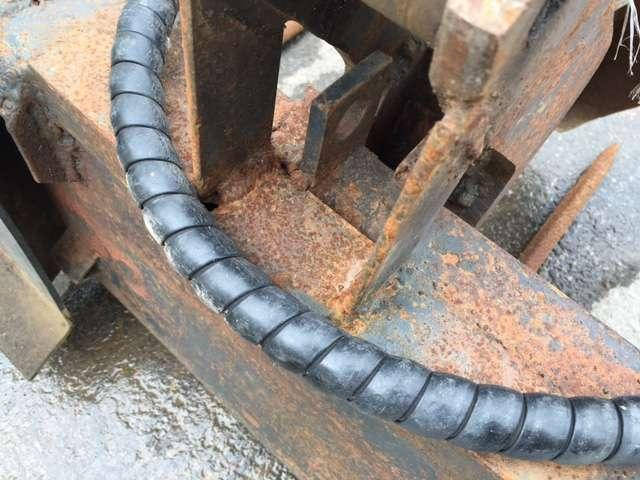 À Griffe Largeur 900mm chargeur - Oprema za silose: slika 2 À Griffe Largeur 900mm chargeur - Oprema za silose: slika 2