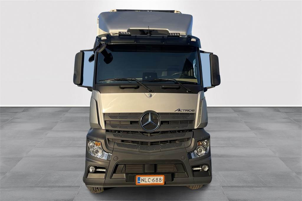 Mercedes-Benz ACTROS L 2551 6x2 FRC 06/2027 - Izotermički kamion: slika 2 Mercedes-Benz ACTROS L 2551 6x2 FRC 06/2027 - Izotermički kamion: slika 2