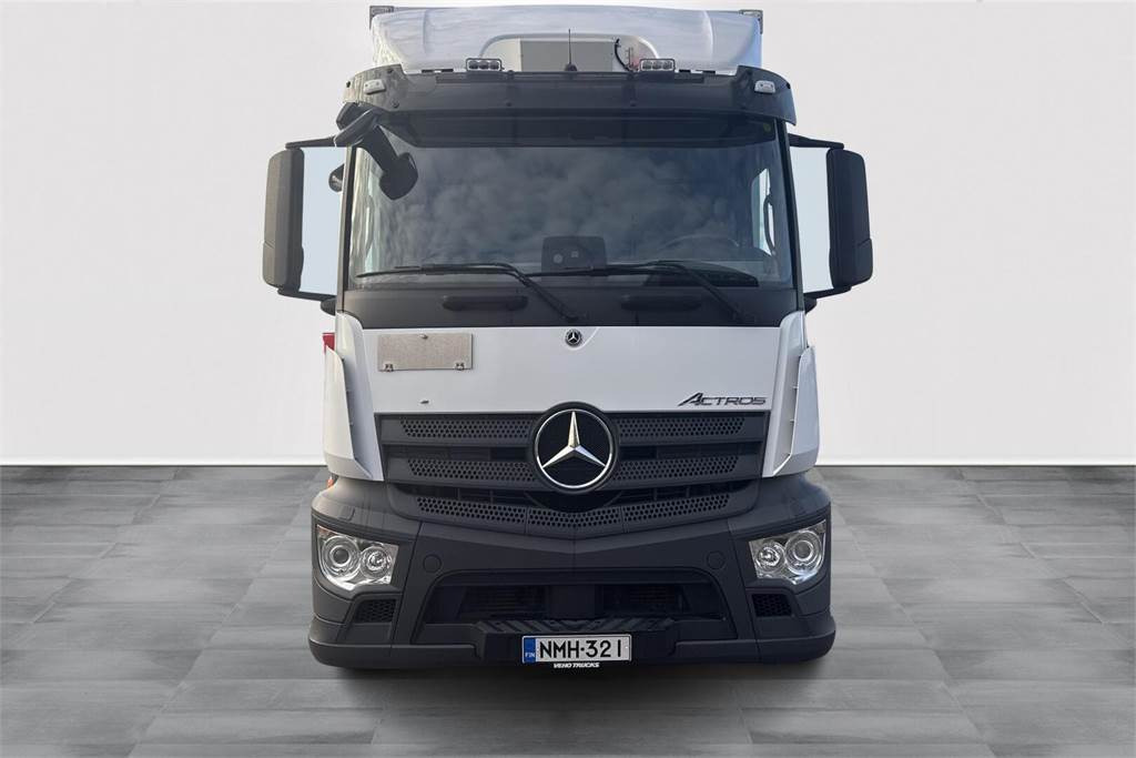 Mercedes-Benz Actros 5 1827L KSA + PL - Kamion sa zatvorenim sandukom: slika 2 Mercedes-Benz Actros 5 1827L KSA + PL - Kamion sa zatvorenim sandukom: slika 2