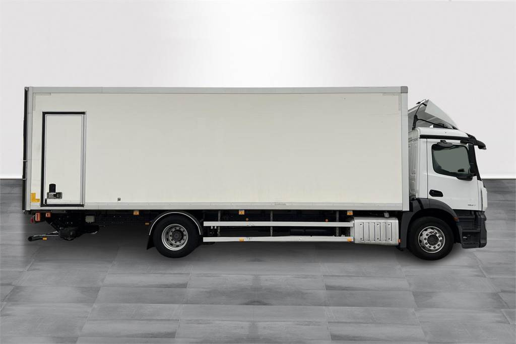 Mercedes-Benz Actros 5 SM 1827L Ksa-kori - Kamion sa zatvorenim sandukom: slika 4 Mercedes-Benz Actros 5 SM 1827L Ksa-kori - Kamion sa zatvorenim sandukom: slika 4