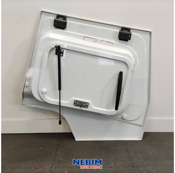 Renault Renault - 7482376484 - Bagageluik T-serie rechts - Rezervni deo za Kamion: slika 2 Renault Renault - 7482376484 - Bagageluik T-serie rechts - Rezervni deo za Kamion: slika 2