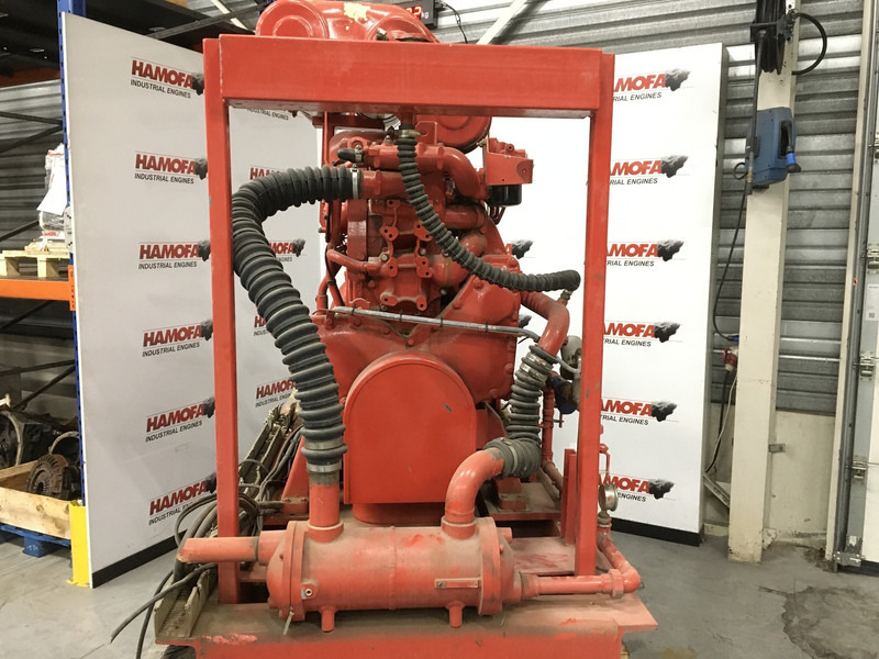 Pumpa za vodu Volvo TD121GPB POMP 580M³H USED: slika 6