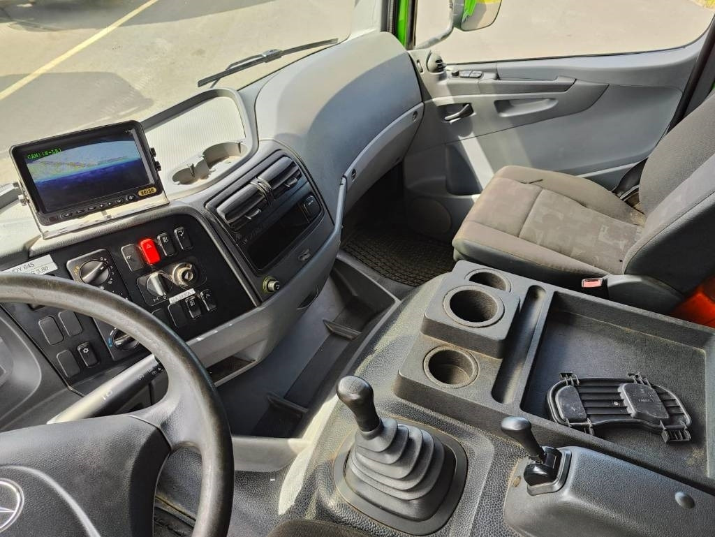 Kamion sa zatvorenim sandukom Mercedes-Benz Atego 1224: slika 12 Kamion sa zatvorenim sandukom Mercedes-Benz Atego 1224: slika 12