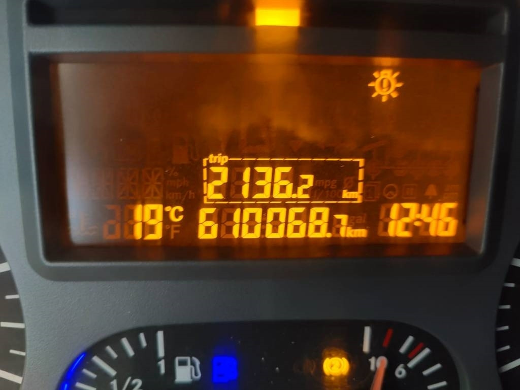 Kamion sa zatvorenim sandukom Mercedes-Benz Atego 1224: slika 15 Kamion sa zatvorenim sandukom Mercedes-Benz Atego 1224: slika 15