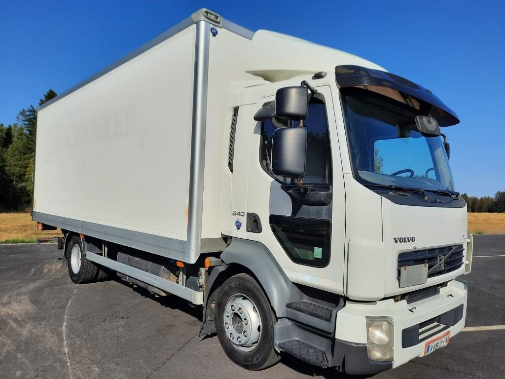 Volvo FL 240 - Kamion sa zatvorenim sandukom: slika 2 Volvo FL 240 - Kamion sa zatvorenim sandukom: slika 2