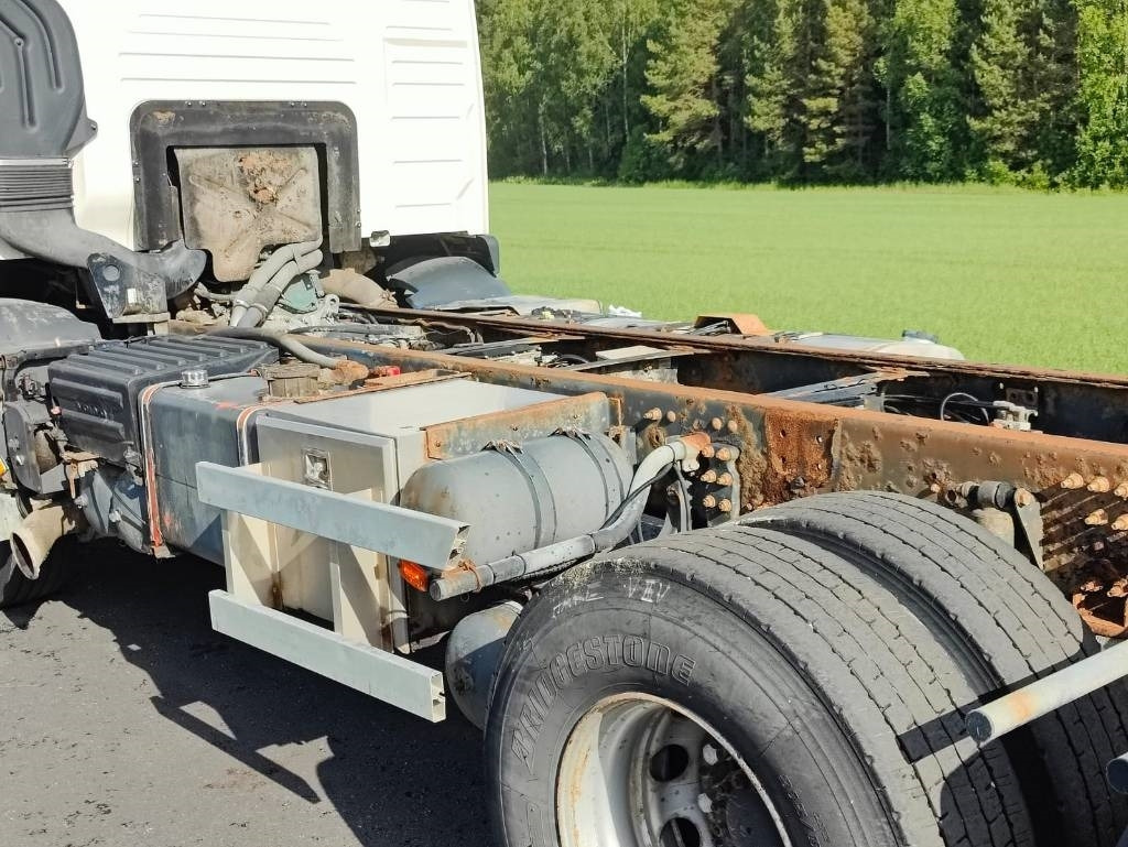 Volvo FM 13 400 - Kamion sa golom šasijom i zatvorenom kabinom: slika 5 Volvo FM 13 400 - Kamion sa golom šasijom i zatvorenom kabinom: slika 5