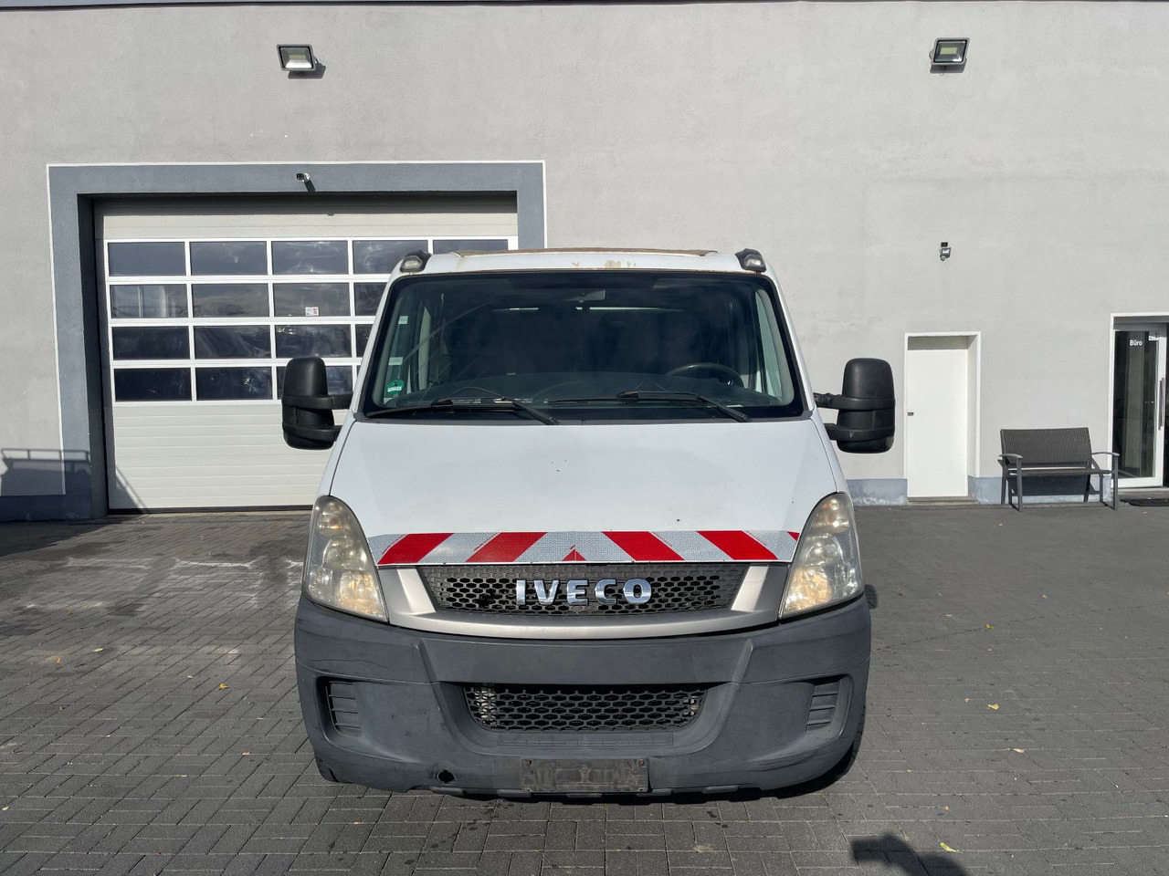 Iveco Daily 35S14 Pritsche, DoKa, Klima - Dostavno vozilo s ravnom platformom, Dostavno vozilo sa duplom kabinom: slika 4 Iveco Daily 35S14 Pritsche, DoKa, Klima - Dostavno vozilo s ravnom platformom, Dostavno vozilo sa duplom kabinom: slika 4