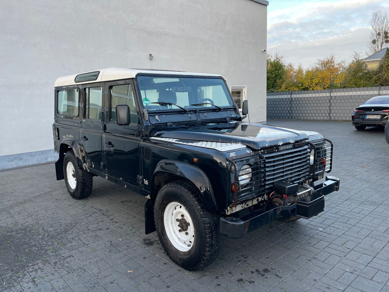 Land Rover Defender 110 SW 2.5 TD , Wohnm.Zulassung, 1.Hand - SUV: slika 1 Land Rover Defender 110 SW 2.5 TD , Wohnm.Zulassung, 1.Hand - SUV: slika 1