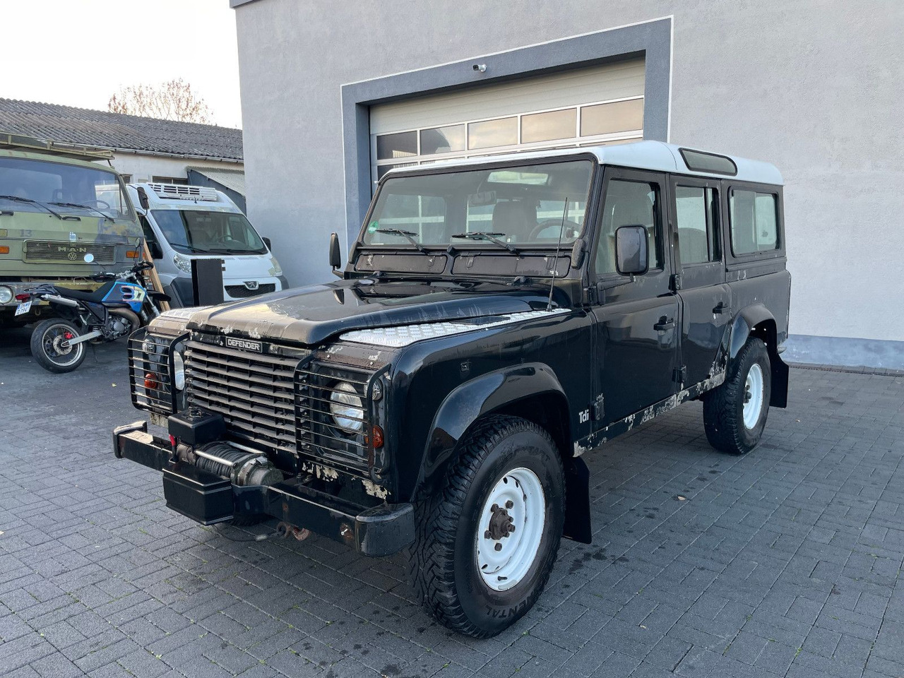 Land Rover Defender 110 SW 2.5 TD , Wohnm.Zulassung, 1.Hand - SUV: slika 3 Land Rover Defender 110 SW 2.5 TD , Wohnm.Zulassung, 1.Hand - SUV: slika 3
