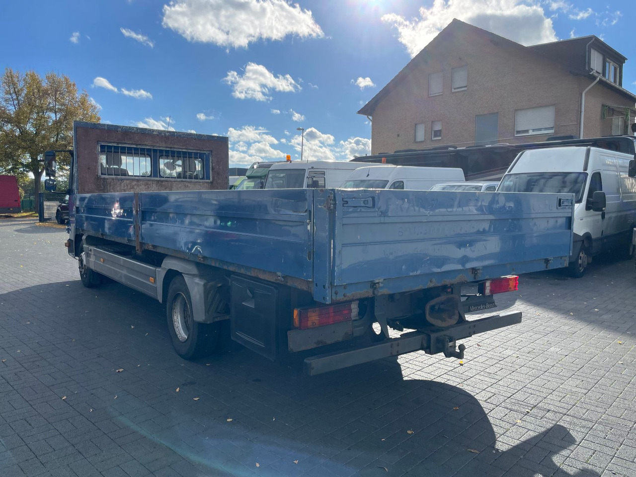 Mercedes-Benz Atego 818 Pritsche Euro 5 - Dostavno vozilo s ravnom platformom: slika 2 Mercedes-Benz Atego 818 Pritsche Euro 5 - Dostavno vozilo s ravnom platformom: slika 2