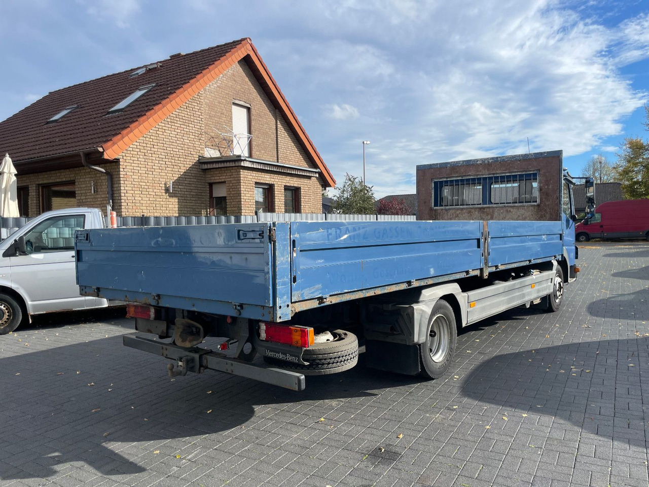 Mercedes-Benz Atego 818 Pritsche Euro 5 - Dostavno vozilo s ravnom platformom: slika 4 Mercedes-Benz Atego 818 Pritsche Euro 5 - Dostavno vozilo s ravnom platformom: slika 4