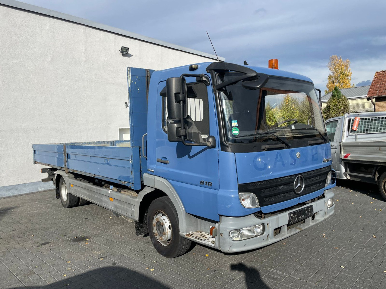 Mercedes-Benz Atego 818 Pritsche Euro 5 - Dostavno vozilo s ravnom platformom: slika 1 Mercedes-Benz Atego 818 Pritsche Euro 5 - Dostavno vozilo s ravnom platformom: slika 1