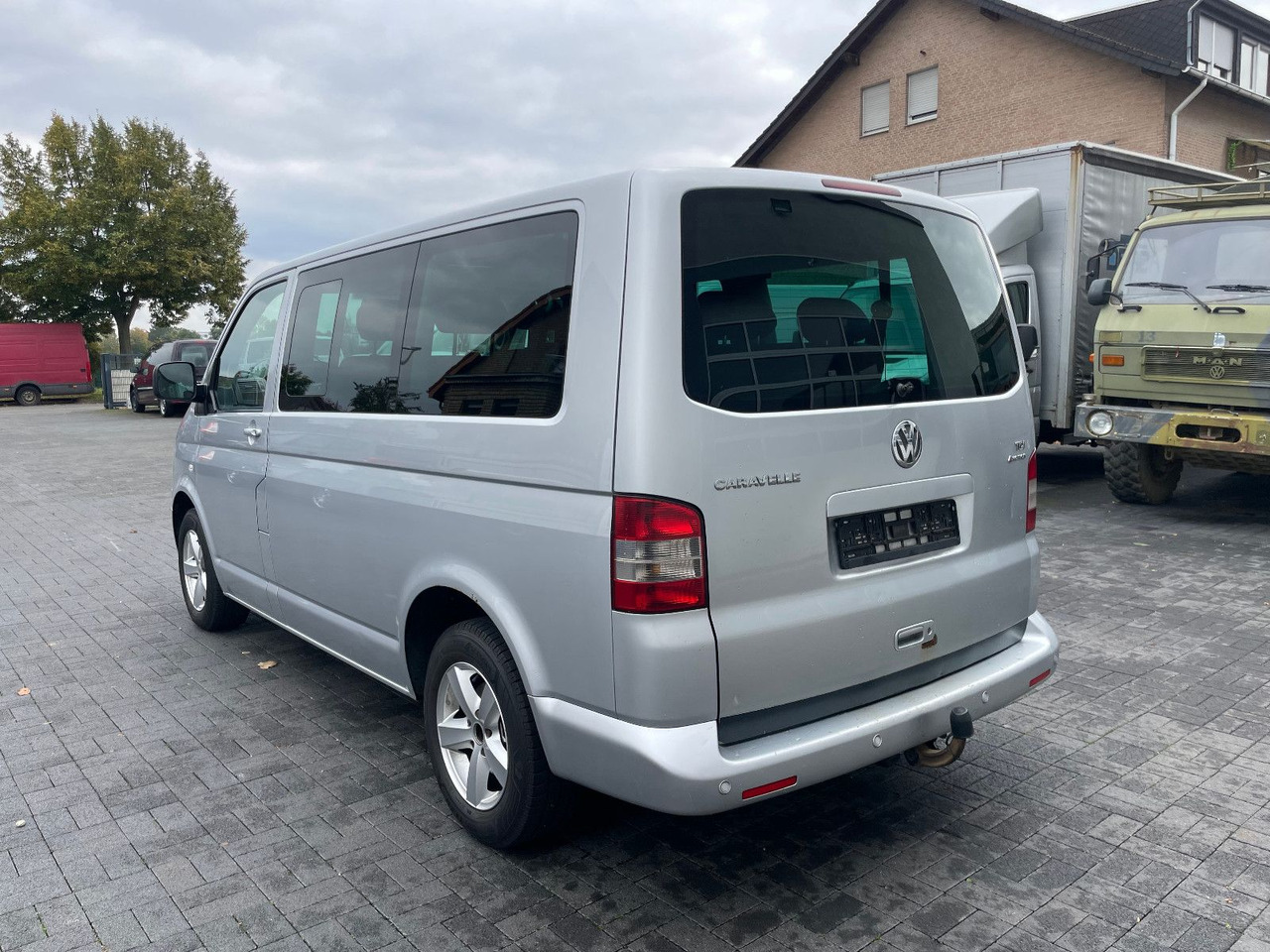 Volkswagen T5 2.5 TDi Caravelle 4Motion 8-Sitzer - Putnički kombi: slika 4 Volkswagen T5 2.5 TDi Caravelle 4Motion 8-Sitzer - Putnički kombi: slika 4