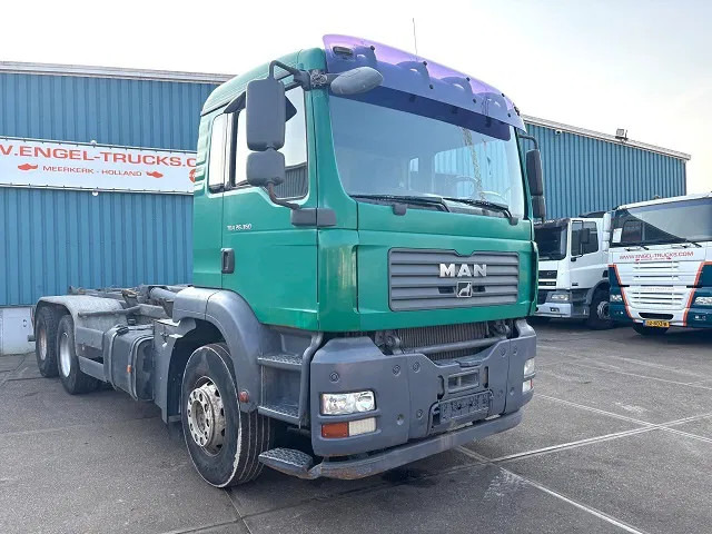 MAN TGA 26.360BB 6x4 FULL STEEL MULTILIFT HOOK-ARM (ZF16 MANUAL GEARBOX / FULL STEEL SUSPENSION / REDUCTION AXLES / AIRCONDITIONING) - Kamion sa hidrauličnom kukom: slika 2 MAN TGA 26.360BB 6x4 FULL STEEL MULTILIFT HOOK-ARM (ZF16 MANUAL GEARBOX / FULL STEEL SUSPENSION / REDUCTION AXLES / AIRCONDITIONING) - Kamion sa hidrauličnom kukom: slika 2