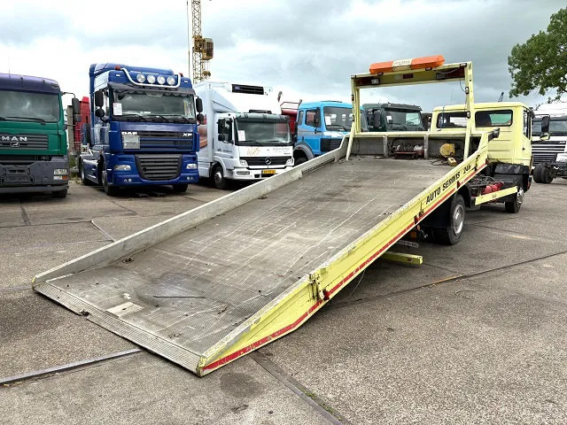 Mercedes-Benz LK 817 AUTO TRANSPORTER (6-CILINDER / FULL STEEL SUSPENSION / MANUAL GEARBOX / WINCH / ETC.) - Kamion za prevoz automobila: slika 4 Mercedes-Benz LK 817 AUTO TRANSPORTER (6-CILINDER / FULL STEEL SUSPENSION / MANUAL GEARBOX / WINCH / ETC.) - Kamion za prevoz automobila: slika 4