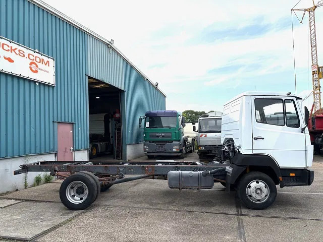 Mercedes-Benz LK 914 4x2 FULL STEEL CHASSIS (6-CILINDER / MANUAL GEARBOX / FULL STEEL SUSPENSION) - Kamion sa golom šasijom i zatvorenom kabinom: slika 4 Mercedes-Benz LK 914 4x2 FULL STEEL CHASSIS (6-CILINDER / MANUAL GEARBOX / FULL STEEL SUSPENSION) - Kamion sa golom šasijom i zatvorenom kabinom: slika 4