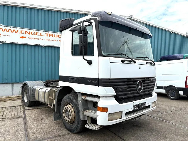 Mercedes-Benz Actros 1848 LS (MP1) 4x2 TRACTOR (EPS WITH CLUTCH / RUDUCTION AXLE / HYDRAULIC KIT / AIRCONDITIONING / ETC) - Tegljač: slika 2 Mercedes-Benz Actros 1848 LS (MP1) 4x2 TRACTOR (EPS WITH CLUTCH / RUDUCTION AXLE / HYDRAULIC KIT / AIRCONDITIONING / ETC) - Tegljač: slika 2