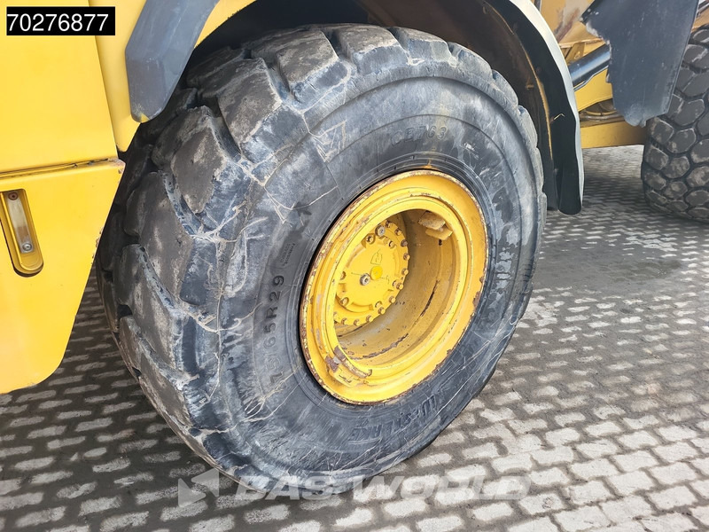 Zglobni kiper Caterpillar 745 C TAIL GATE: slika 17