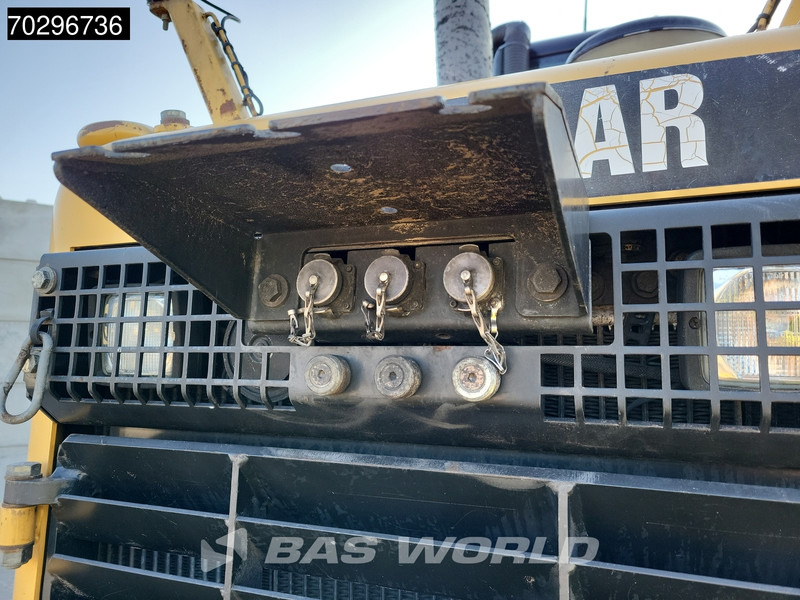 Buldožer Caterpillar D6 N LGP: slika 17