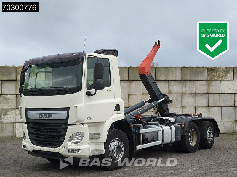 DAF CF 440 6X2 20 tons Dalby containersystem Lift+steering Axle Retarder Euro 6 - Kamion sa hidrauličnom kukom: slika 1 DAF CF 440 6X2 20 tons Dalby containersystem Lift+steering Axle Retarder Euro 6 - Kamion sa hidrauličnom kukom: slika 1