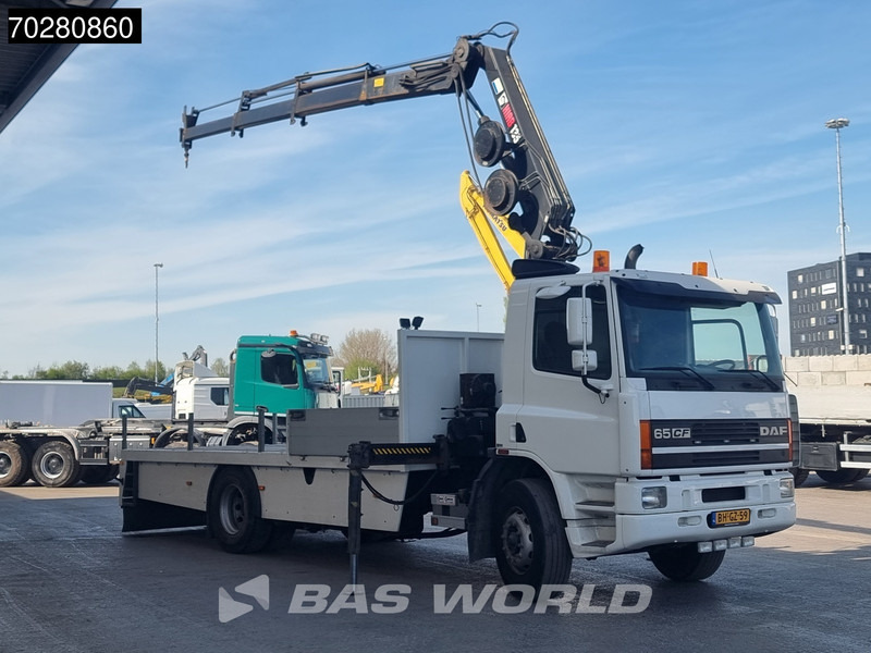 DAF CF65. 220 4X2 NL-Truck Hiab 135-3 Kran Crane Remote Euro 2 - Kamion sa tovarnim sandukom, Kamion sa dizalicom: slika 2 DAF CF65. 220 4X2 NL-Truck Hiab 135-3 Kran Crane Remote Euro 2 - Kamion sa tovarnim sandukom, Kamion sa dizalicom: slika 2