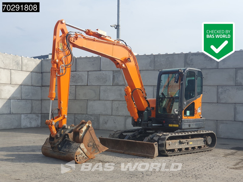 Doosan DX85 R-3 A/C - 3 BUCKETS - Mini bager: slika 1 Doosan DX85 R-3 A/C - 3 BUCKETS - Mini bager: slika 1