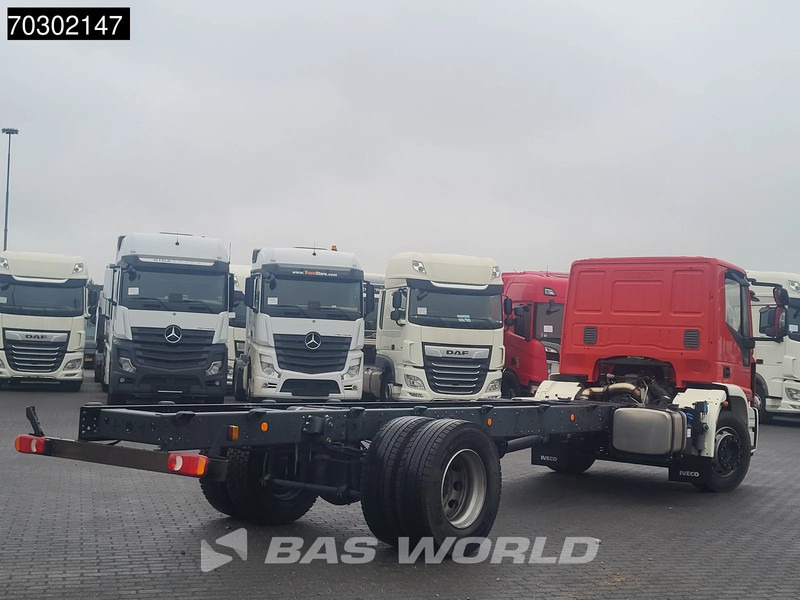 Iveco Eurocargo 180E320 4X2 NEW! 18T chassis 2017 production Euro 6 - Kamion sa golom šasijom i zatvorenom kabinom: slika 5 Iveco Eurocargo 180E320 4X2 NEW! 18T chassis 2017 production Euro 6 - Kamion sa golom šasijom i zatvorenom kabinom: slika 5