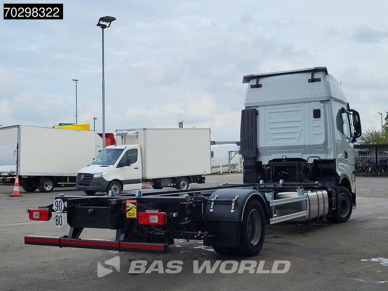 Iveco S-Way 460 4X2 New! BDF Navi ACC LED Euro 6 - Kamion za prevoz kontejnera/ Kamion sa promenjivim sandukom: slika 5 Iveco S-Way 460 4X2 New! BDF Navi ACC LED Euro 6 - Kamion za prevoz kontejnera/ Kamion sa promenjivim sandukom: slika 5