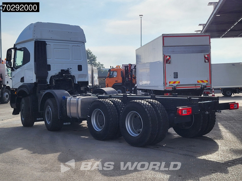 Iveco T-Way 510 8X4 New! Retarder Big-Axle Steelsuspension Automatic LED Euro 6 - Kamion sa golom šasijom i zatvorenom kabinom: slika 2 Iveco T-Way 510 8X4 New! Retarder Big-Axle Steelsuspension Automatic LED Euro 6 - Kamion sa golom šasijom i zatvorenom kabinom: slika 2
