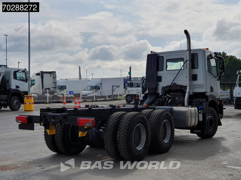 Iveco X-Way 460 6X4 New! Retarder steelsuspension Big-Axle Automatic Navi Euro 6 - Kamion sa golom šasijom i zatvorenom kabinom: slika 5 Iveco X-Way 460 6X4 New! Retarder steelsuspension Big-Axle Automatic Navi Euro 6 - Kamion sa golom šasijom i zatvorenom kabinom: slika 5