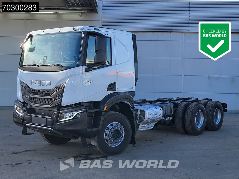 Iveco X-Way 500 X-Way 6X4 NEW 6x4 chassis Sleepercab Rear Air suspension Automatic Euro 6 - Kamion sa golom šasijom i zatvorenom kabinom: slika 1 Iveco X-Way 500 X-Way 6X4 NEW 6x4 chassis Sleepercab Rear Air suspension Automatic Euro 6 - Kamion sa golom šasijom i zatvorenom kabinom: slika 1