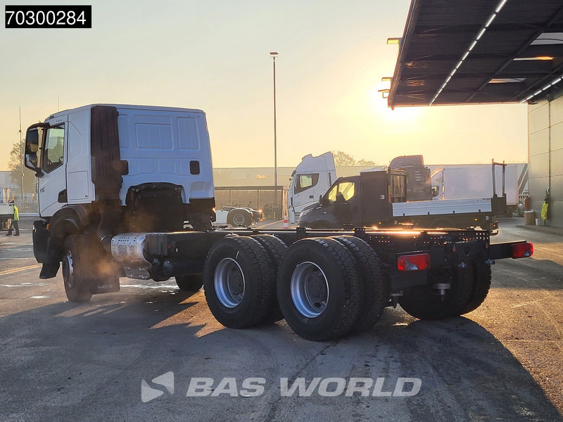 Iveco X-Way 500 X-Way 6X4 NEW 6x4 chassis Sleepercab Rear Air suspension Automatic Euro 6 - Kamion sa golom šasijom i zatvorenom kabinom: slika 2 Iveco X-Way 500 X-Way 6X4 NEW 6x4 chassis Sleepercab Rear Air suspension Automatic Euro 6 - Kamion sa golom šasijom i zatvorenom kabinom: slika 2