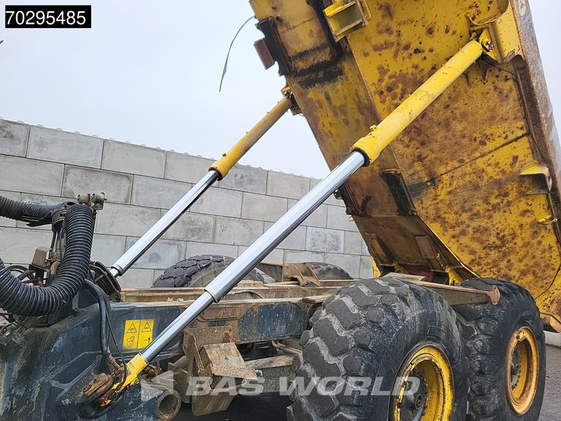 Zglobni kiper Komatsu HM300-2: slika 11