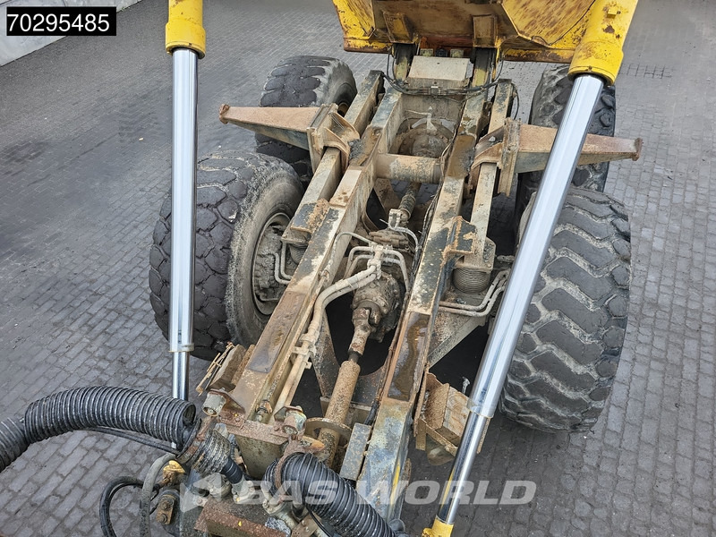 Zglobni kiper Komatsu HM300-2: slika 12