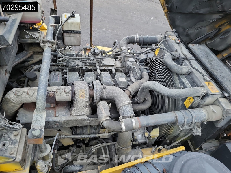 Zglobni kiper Komatsu HM300-2: slika 16