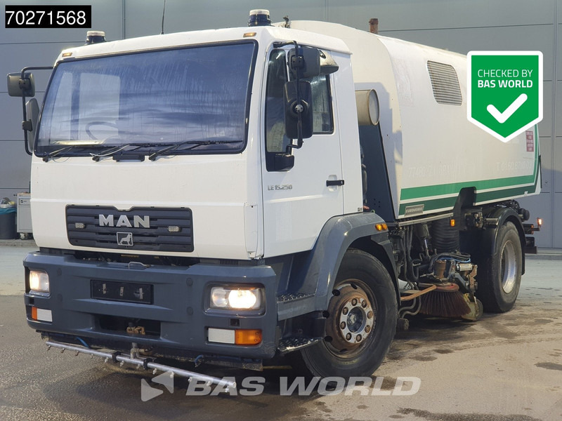 MAN LE 15.250 4X2 Eurovoirie Sweeper Manual Steelsuspension Euro 3 - Autočistilica: slika 1 MAN LE 15.250 4X2 Eurovoirie Sweeper Manual Steelsuspension Euro 3 - Autočistilica: slika 1