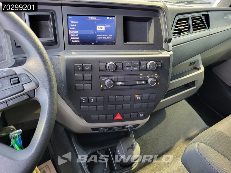 Kamion sa zatvorenim sandukom MAN TGL 12.250 4X2 LOW mileage 12 tonner 1500kg Ladebordwand Automatic Euro 6: slika 19 Kamion sa zatvorenim sandukom MAN TGL 12.250 4X2 LOW mileage 12 tonner 1500kg Ladebordwand Automatic Euro 6: slika 19