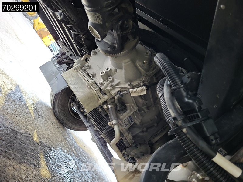 Kamion sa zatvorenim sandukom MAN TGL 12.250 4X2 LOW mileage 12 tonner 1500kg Ladebordwand Automatic Euro 6: slika 9 Kamion sa zatvorenim sandukom MAN TGL 12.250 4X2 LOW mileage 12 tonner 1500kg Ladebordwand Automatic Euro 6: slika 9