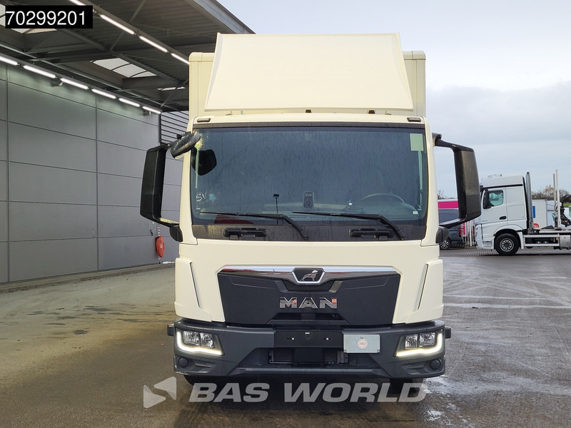 Kamion sa zatvorenim sandukom MAN TGL 12.250 4X2 LOW mileage 12 tonner 1500kg Ladebordwand Automatic Euro 6: slika 12 Kamion sa zatvorenim sandukom MAN TGL 12.250 4X2 LOW mileage 12 tonner 1500kg Ladebordwand Automatic Euro 6: slika 12