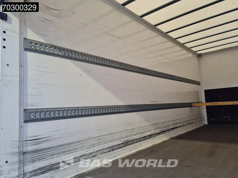 MAN TGL 8.190 4X2 8tonner 1000kg Ladebordwand Manual Euro 6 - Kamion sa zatvorenim sandukom: slika 5 MAN TGL 8.190 4X2 8tonner 1000kg Ladebordwand Manual Euro 6 - Kamion sa zatvorenim sandukom: slika 5