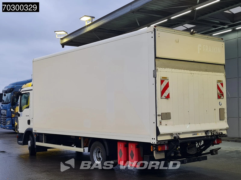 MAN TGL 8.190 4X2 8tonner 1000kg Ladebordwand Manual Euro 6 - Kamion sa zatvorenim sandukom: slika 2 MAN TGL 8.190 4X2 8tonner 1000kg Ladebordwand Manual Euro 6 - Kamion sa zatvorenim sandukom: slika 2