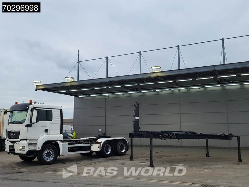 MAN TGS 33.440 6X4 25Ton AJK NHS25-5930 hooklift with 5th wheel Wechselsystem Manual Big-Axle Euro 5 - Kamion sa hidrauličnom kukom: slika 3 MAN TGS 33.440 6X4 25Ton AJK NHS25-5930 hooklift with 5th wheel Wechselsystem Manual Big-Axle Euro 5 - Kamion sa hidrauličnom kukom: slika 3